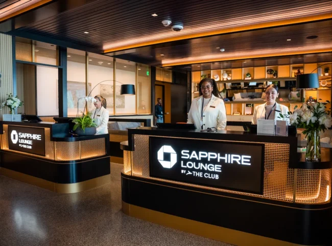 Chase-Sapphire-Lounge-Boston-2.jpg