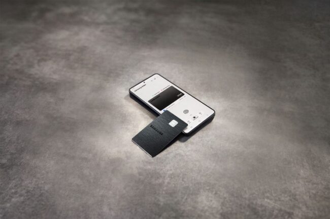 Samsung-Galaxy-Card_Z-Flip7-Open-1536×1024